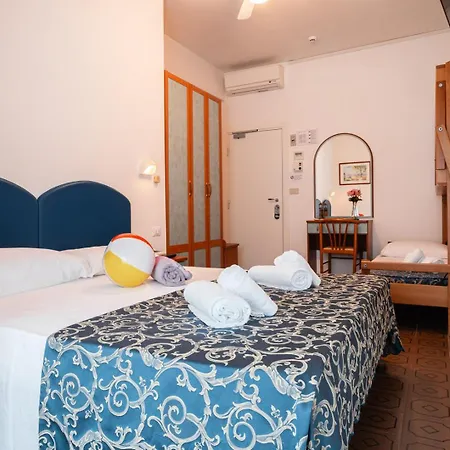 Blu Star Hotell 3*