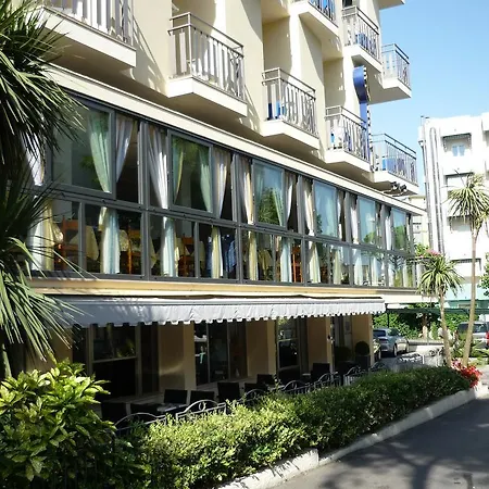 Hotel Blu Star 3*