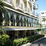 Hotel Blu Star 3*