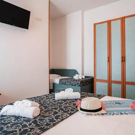 Blu Star 3* Gabicce Mare