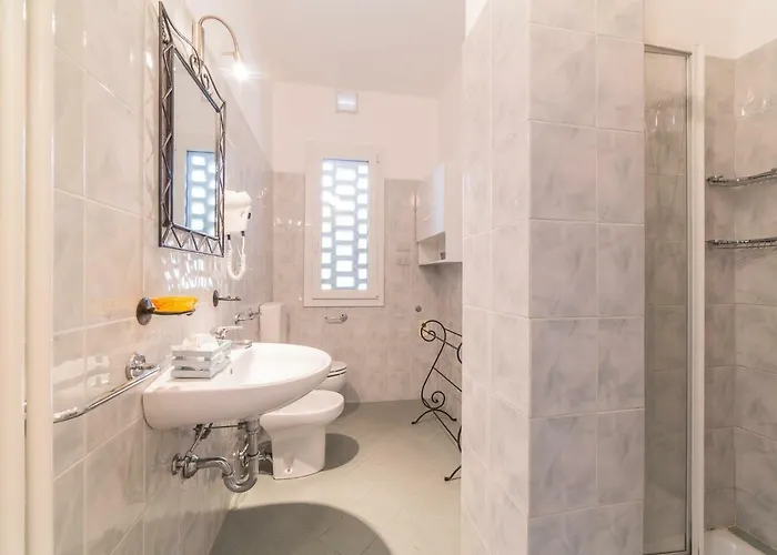 מלון Blu Star 3*